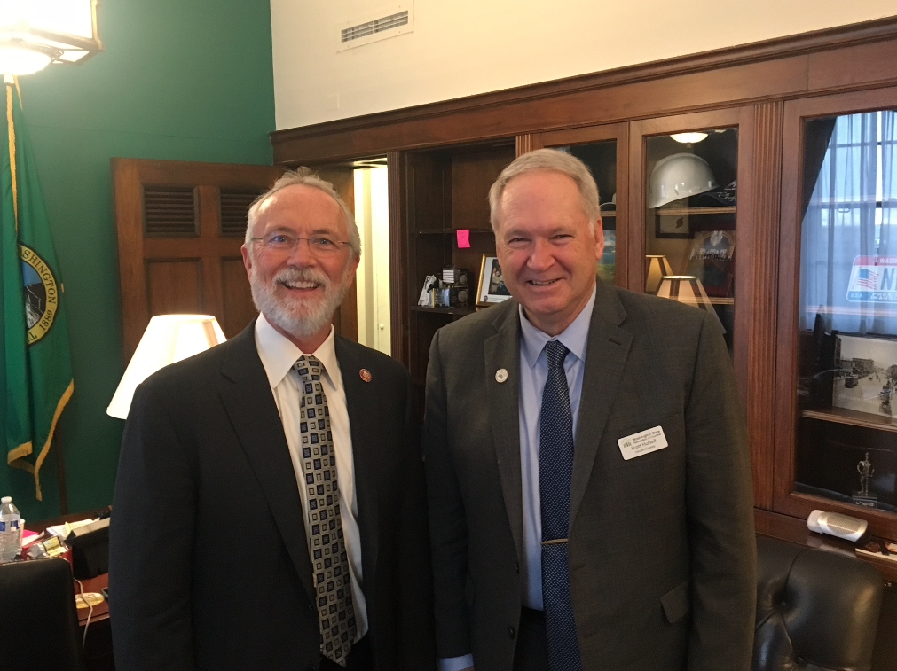 WSAC President Lincoln County Commissioner Hutsell with Congressman Dan Newhouse